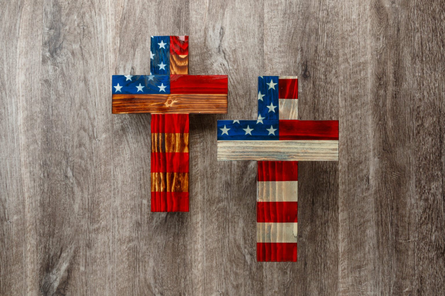 Cross wooden American flag wall art